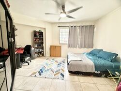 Blk 752 Jurong West Street 74 (Jurong West), HDB Executive #518998401